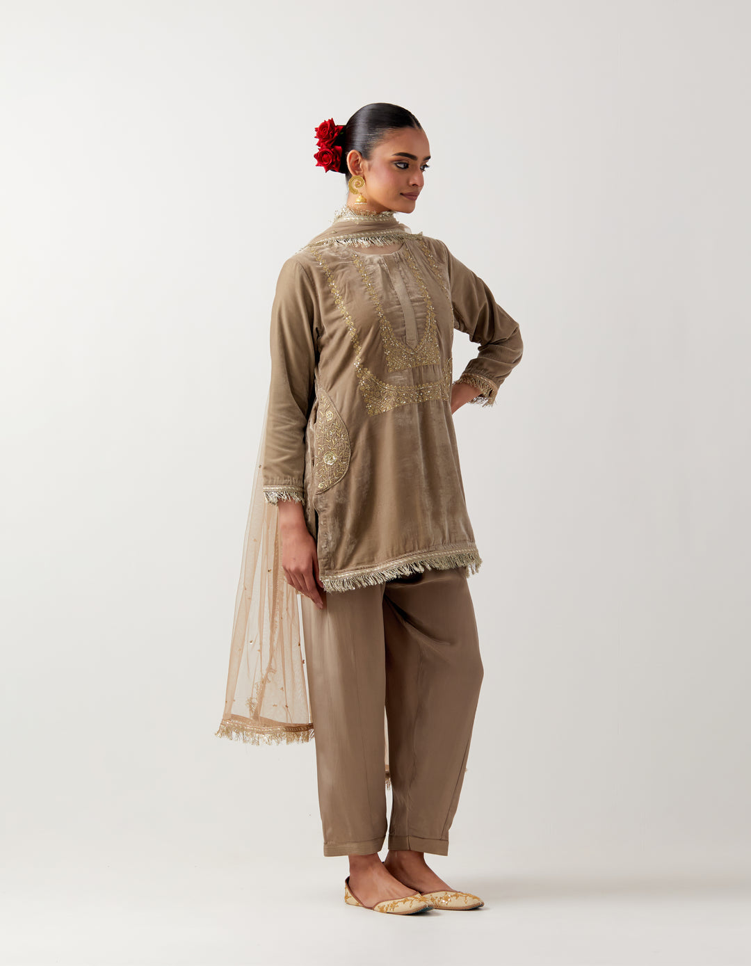 Beige silk velvet kurta