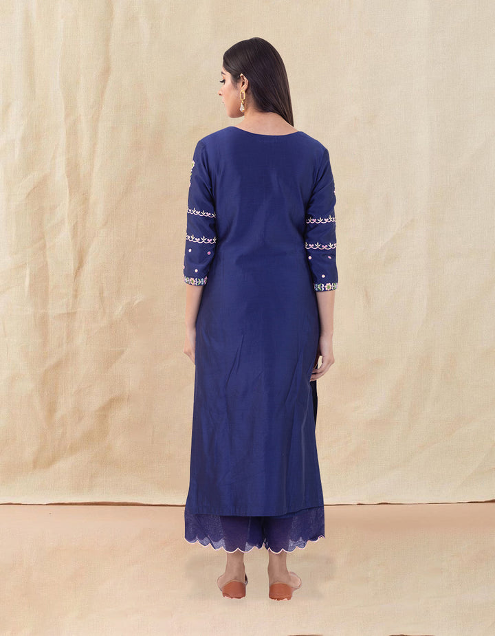 Blue embroidered chanderi silk kurta