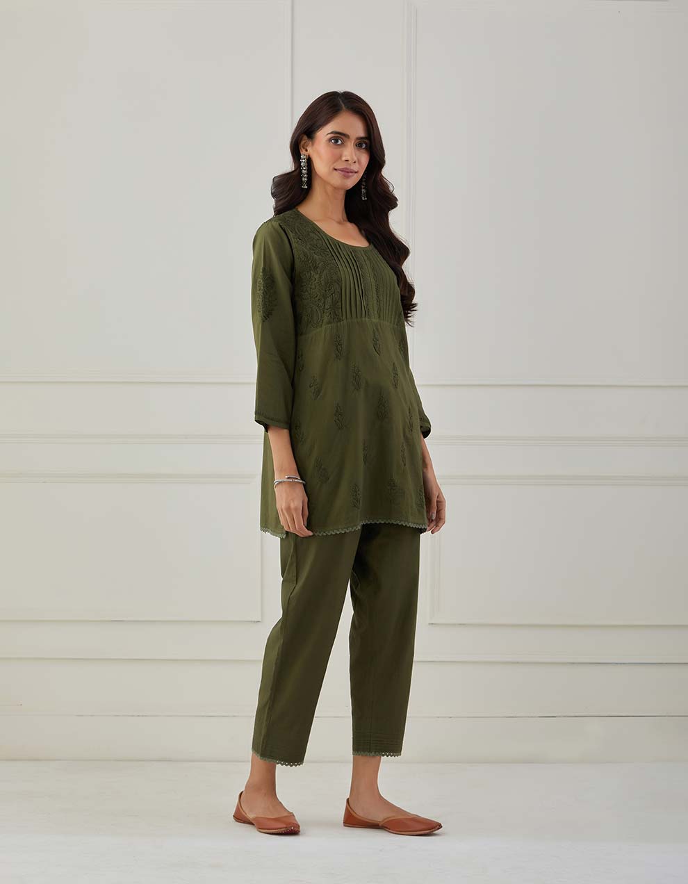 Green chikankari cotton kurta with pants