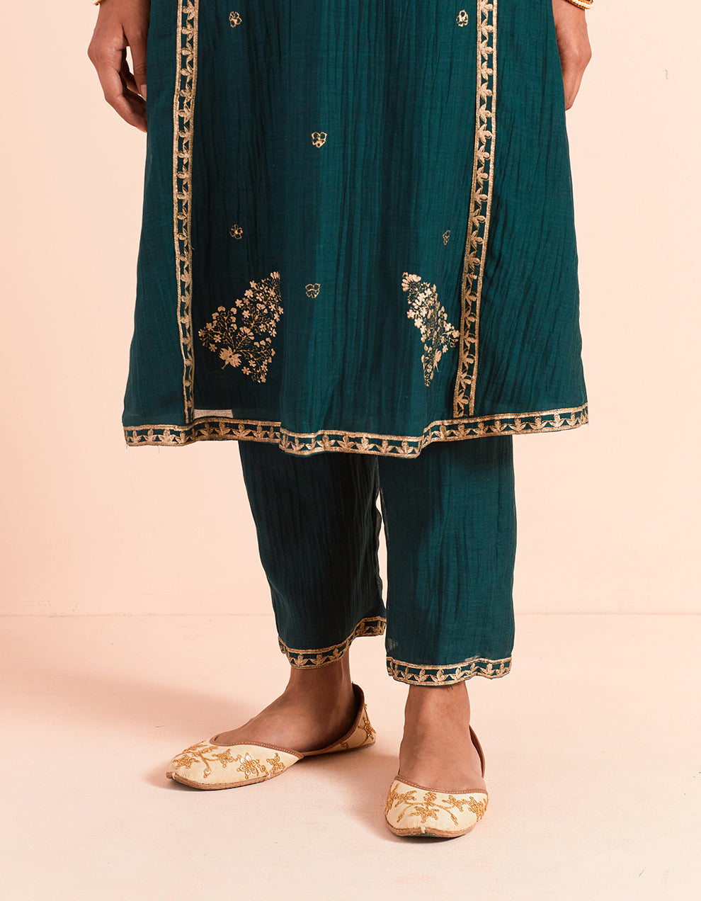 Green block printed soft chanderi kurta with pants and dupatta- Set of 3