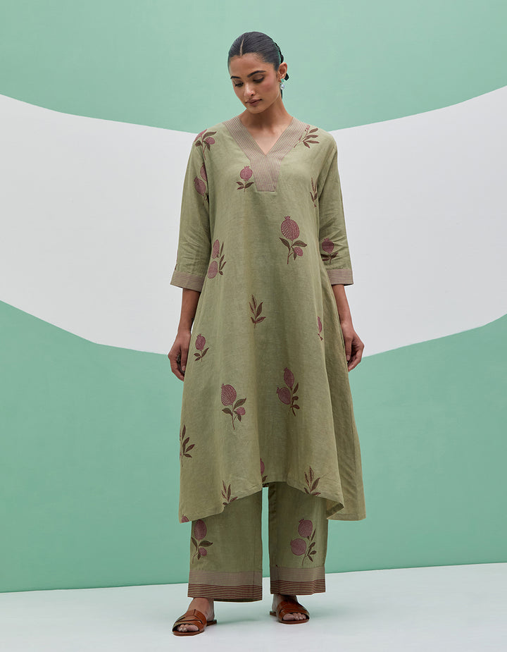 Green linen kurta with pant and dupatta - Set of 3