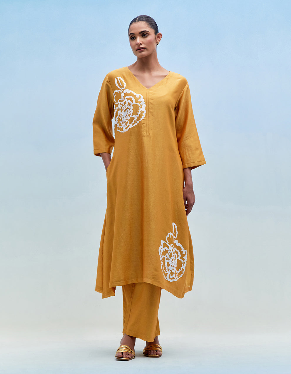 Mustard chanderi kurta with pants - Set of 2