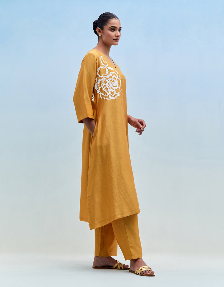 Mustard chanderi kurta with pants - Set of 2