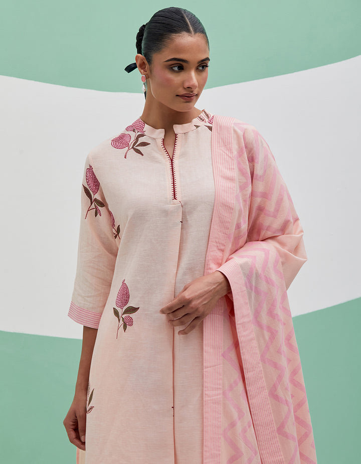 Peach Linen kurta with pants and dupatta- Set of 3