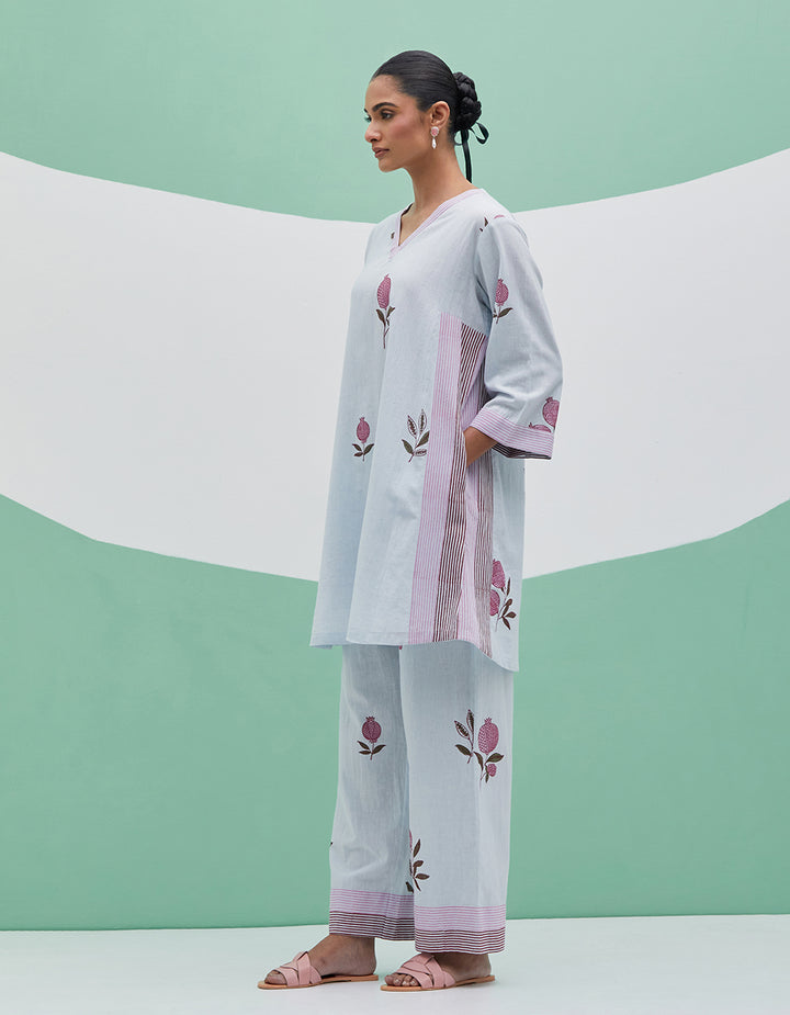 Sky blue linen kurta with pant and dupatta - Set 3