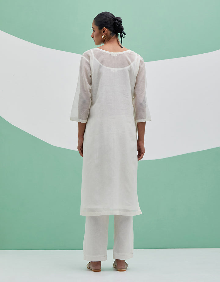 White chanderi kurta with pants and organza dupatta - Set of 3