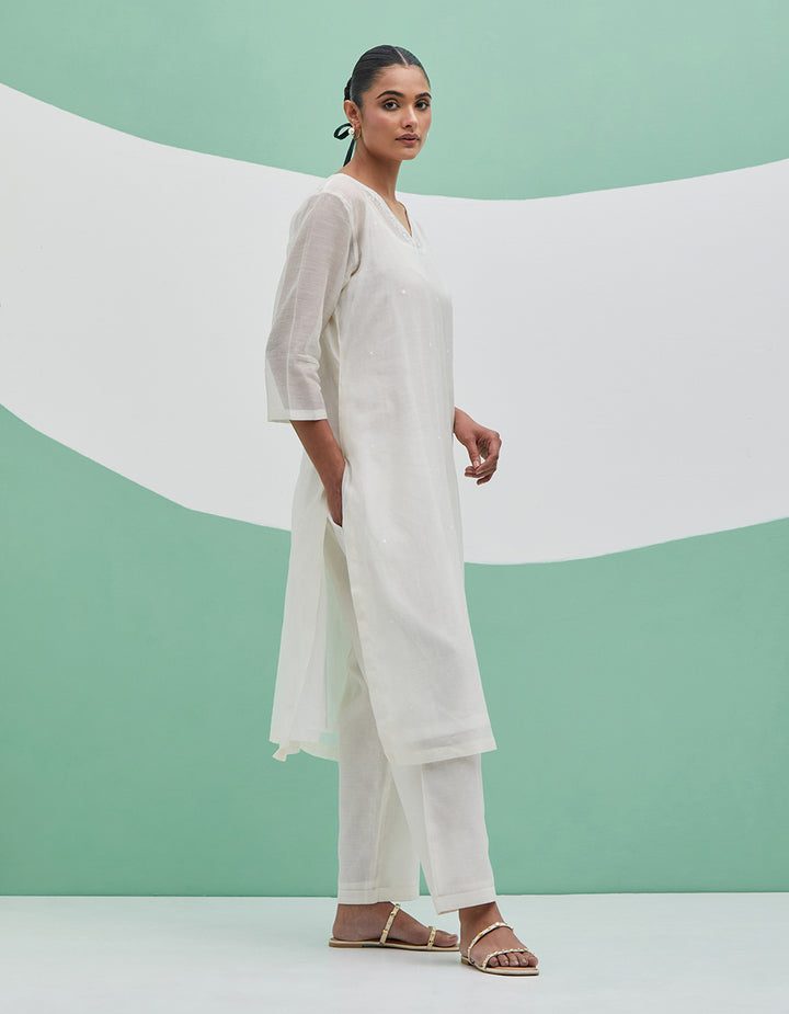 White chanderi kurta with pants and organza dupatta - Set of 3