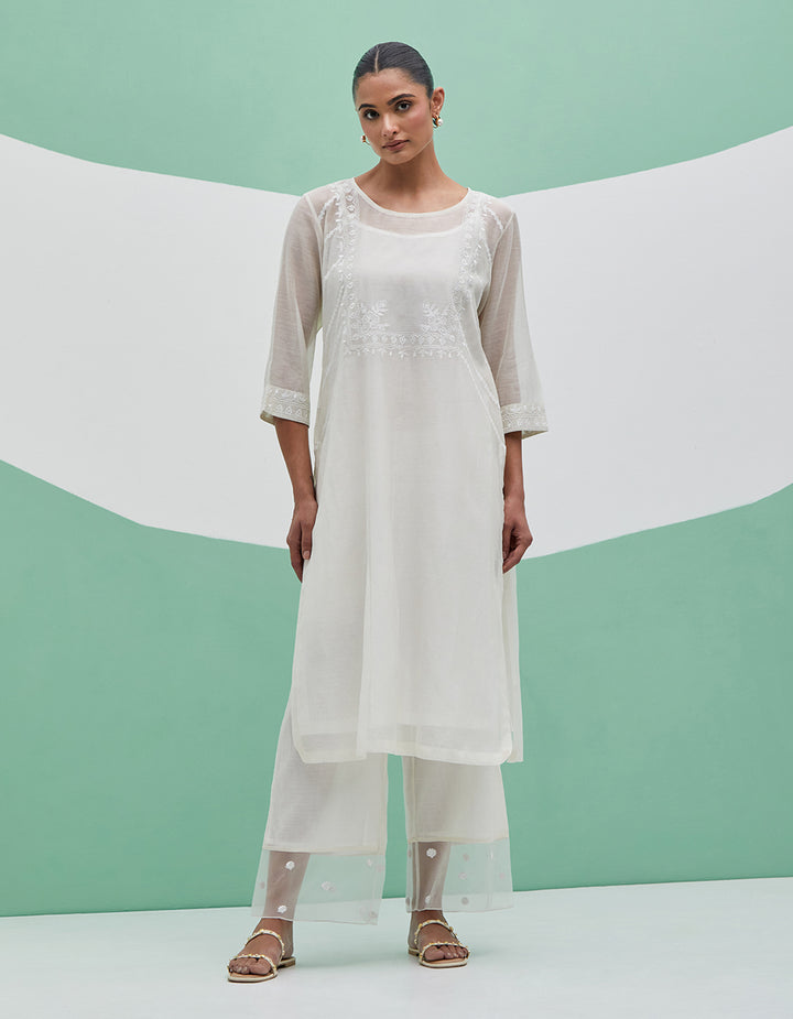 White chanderi kurta with pants and organza dupatta - Set of 3