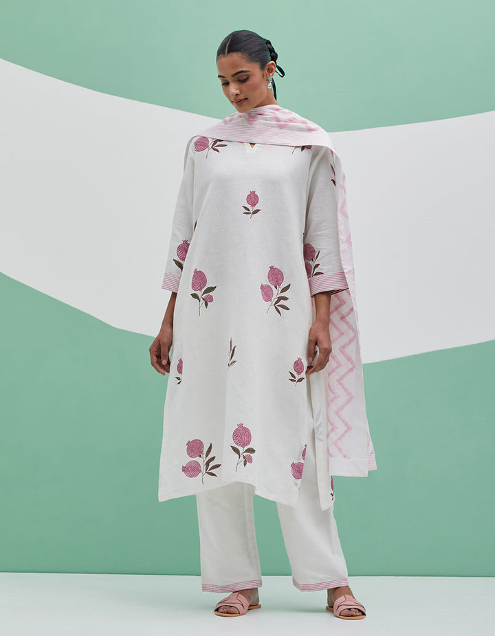 White-Pink linen kurta with pant and dupatta - Set 3