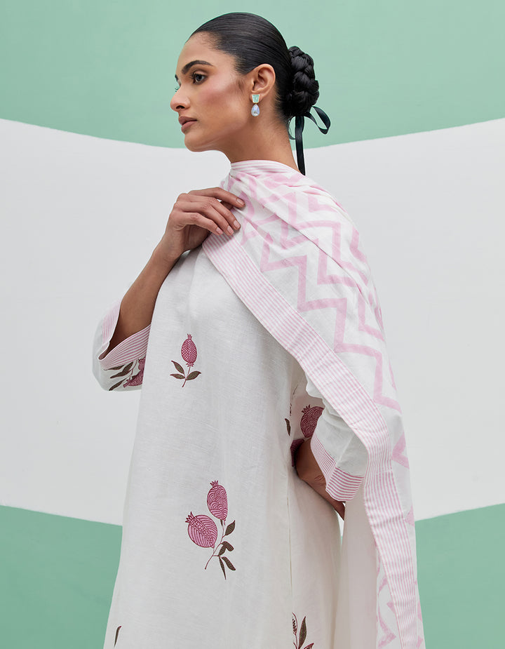 White-Pink linen kurta with pant and dupatta - Set 3