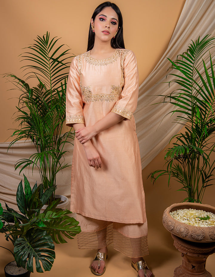 Peach chanderi silk kurta with silk palazzo and organza dupatta- Set of 3