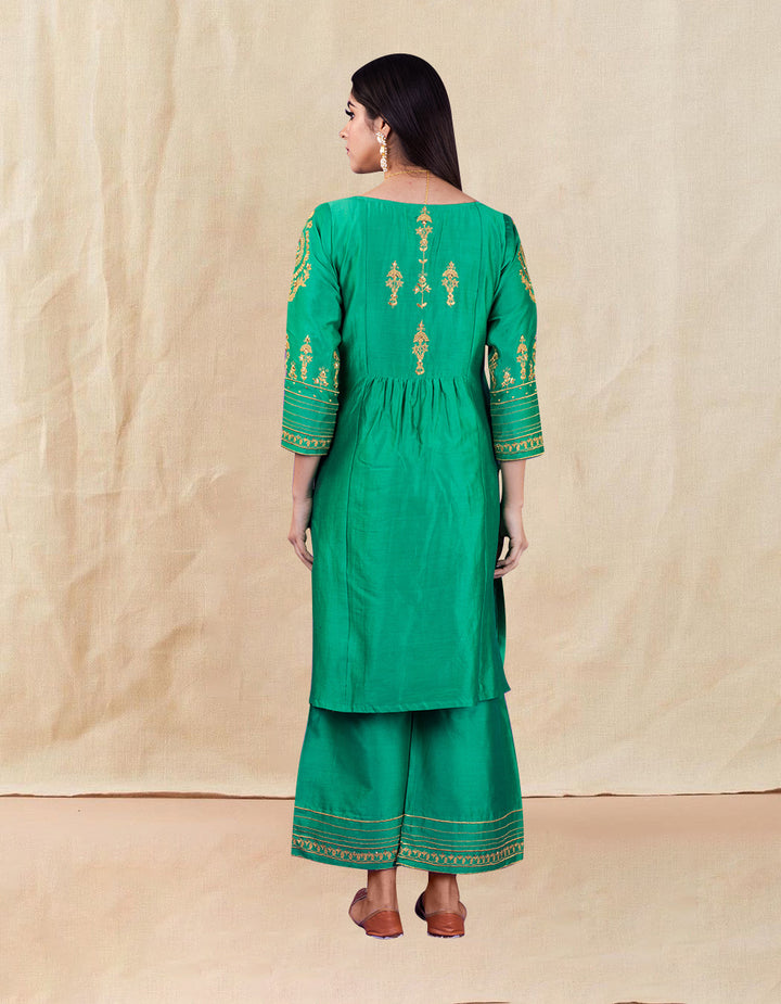 Green Hand Embroidered Chanderi Silk Kurta With Silk Palazzo And Organza Dupatta- Set Of 3