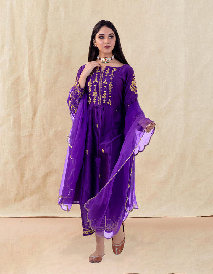 Purple Hand Embroidered Scalloped Organza Dupatta