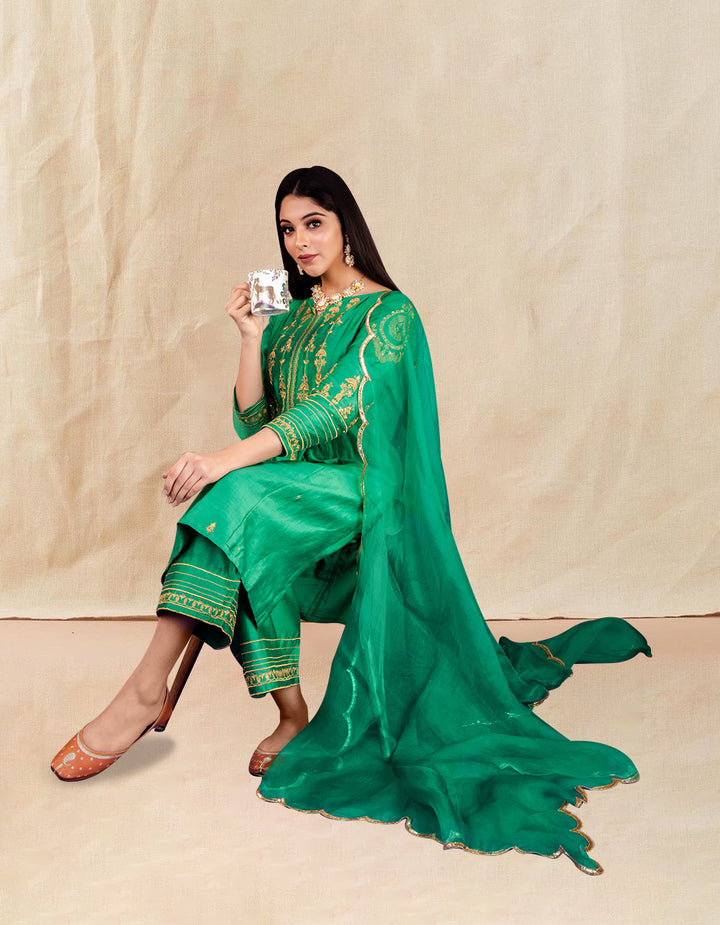 Green Hand Embroidered Chanderi Silk Kurta With Silk Palazzo And Organza Dupatta- Set Of 3