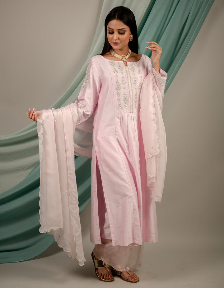 Light pink embroidery chanderi silk kurta with silk pant and organza dupatta- Set of 3