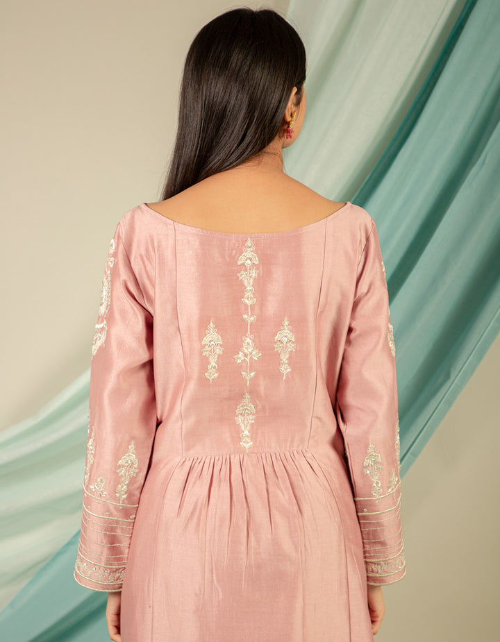 Old rose embroidery chanderi silk kurta