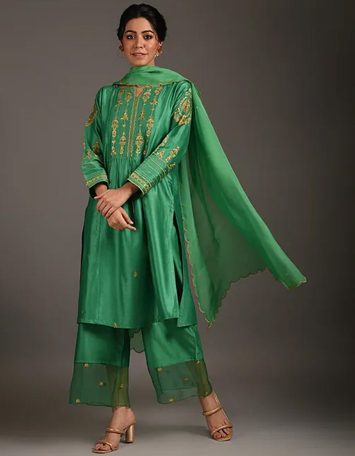 Green embroidery chanderi silk kurta with silk pants and organza dupatta- Set of 3