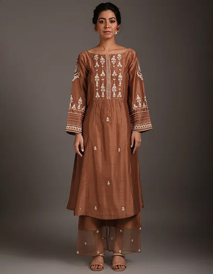 Brown embroidery chanderi silk kurta with silk pants and organza dupatta- Set of 3