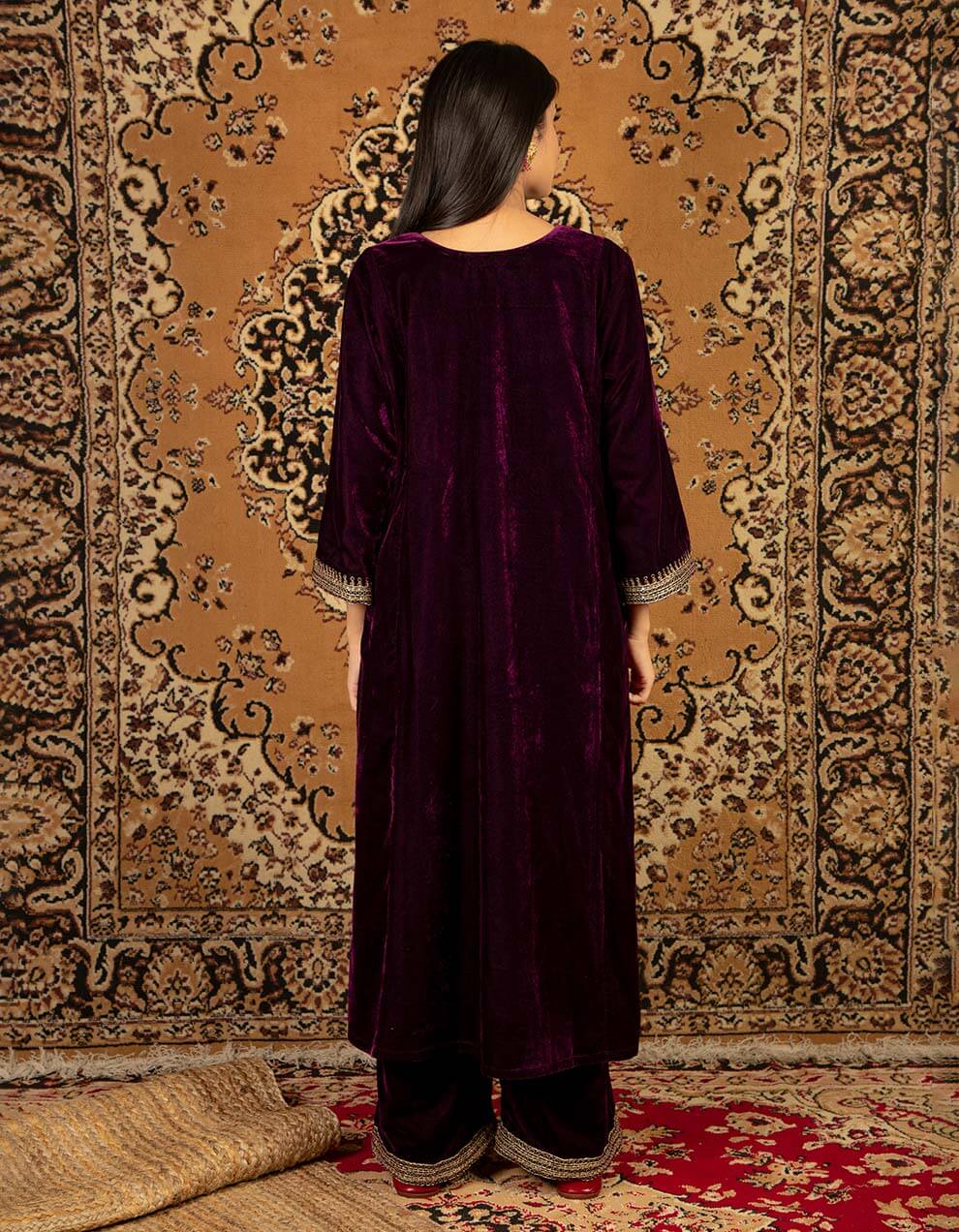 Purple silk velvet kurta with pants - Set of 2