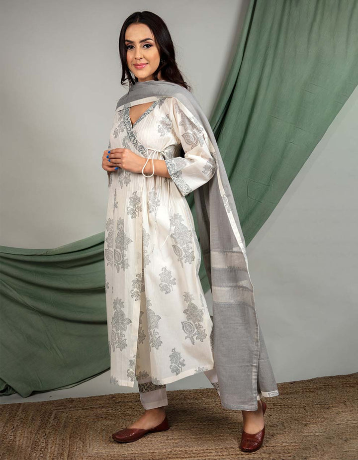 Kora Grey Cotton Dupatta With Lacework