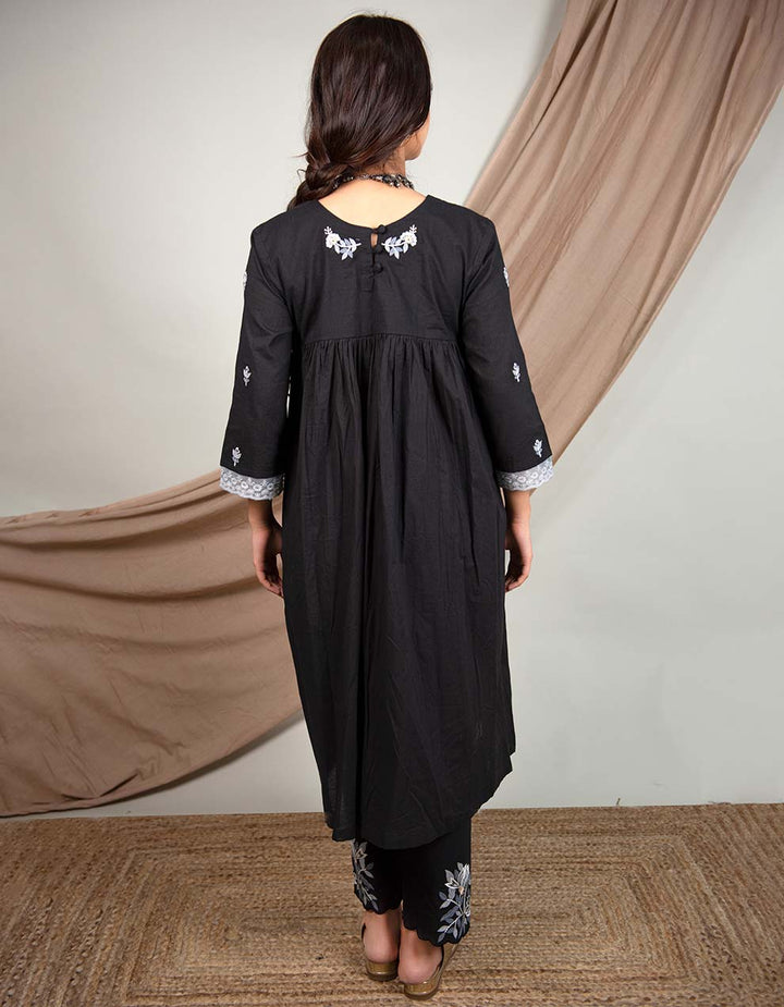 Black hand embroidered kurta with pants and dupatta- Set of 3