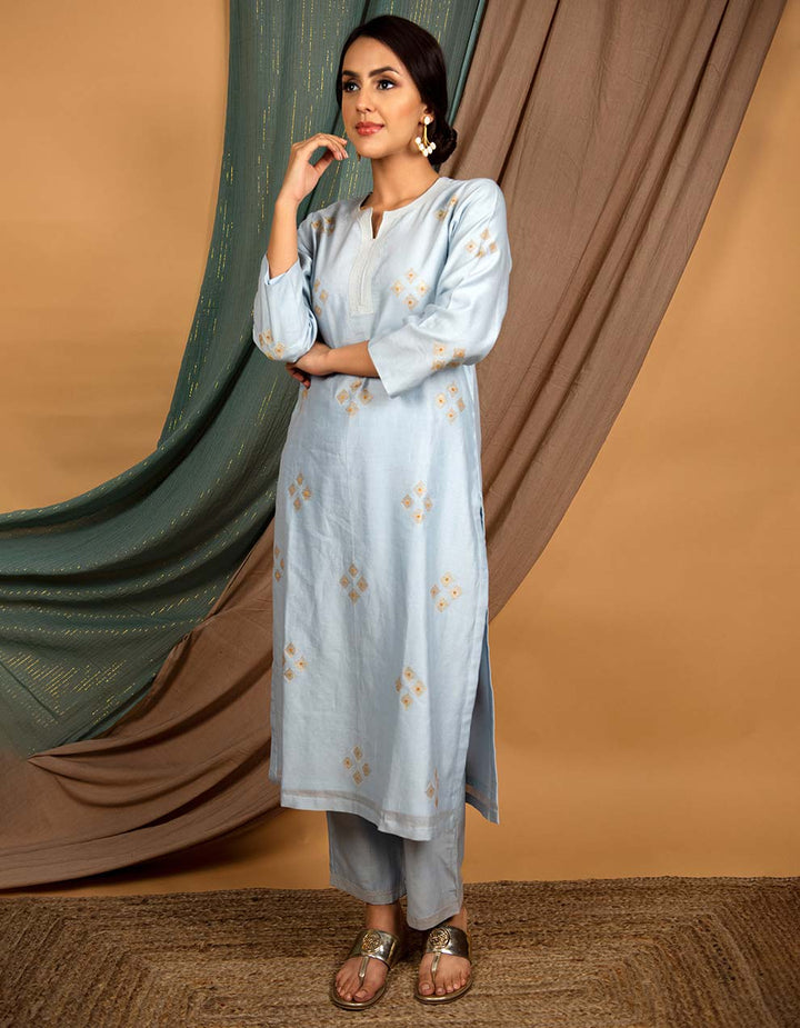 Powder blue embroidered chanderi silk kurta with pants and dupatta- Set of 3