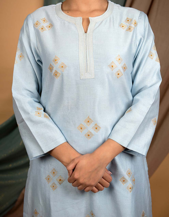 Powder blue embroidered chanderi silk kurta