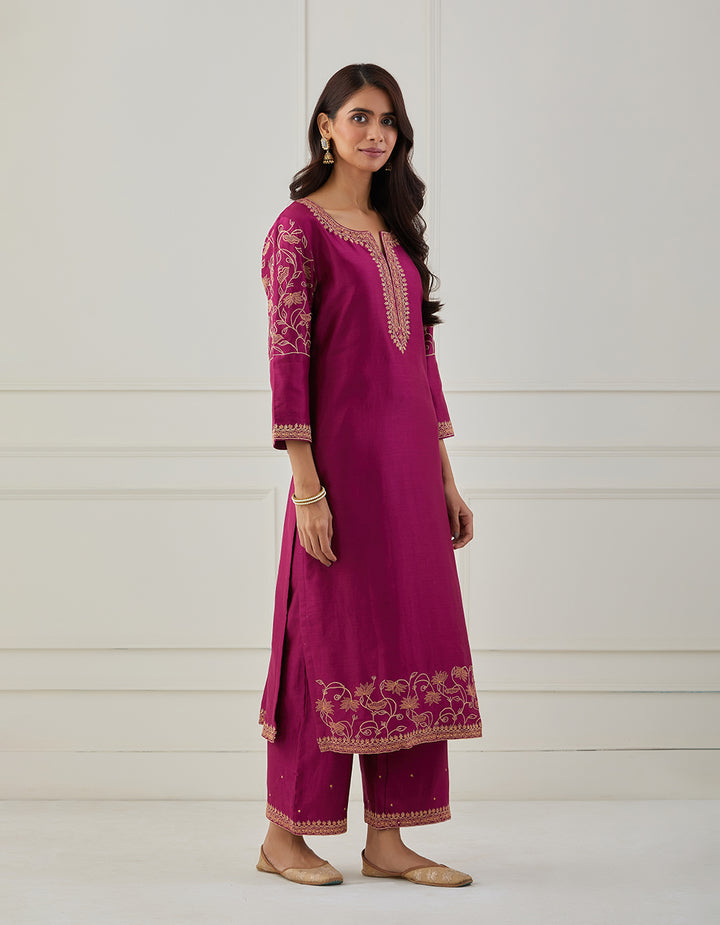 Magenta embroidered chanderi silk kurta with pants - Set of 2