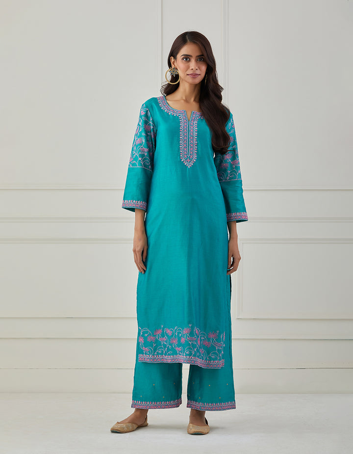 Turquoise embroidered chanderi silk kurta with pants and dupatta - Set of 3