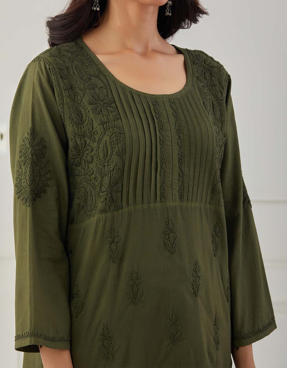 Green chikankari cotton kurta with pants