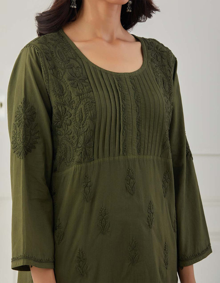 Green chikankari cotton kurta