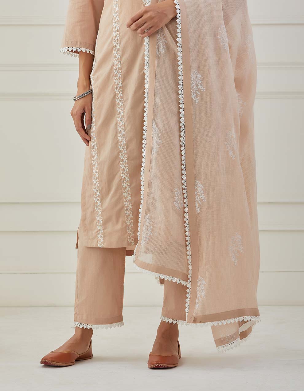 Beige dupatta