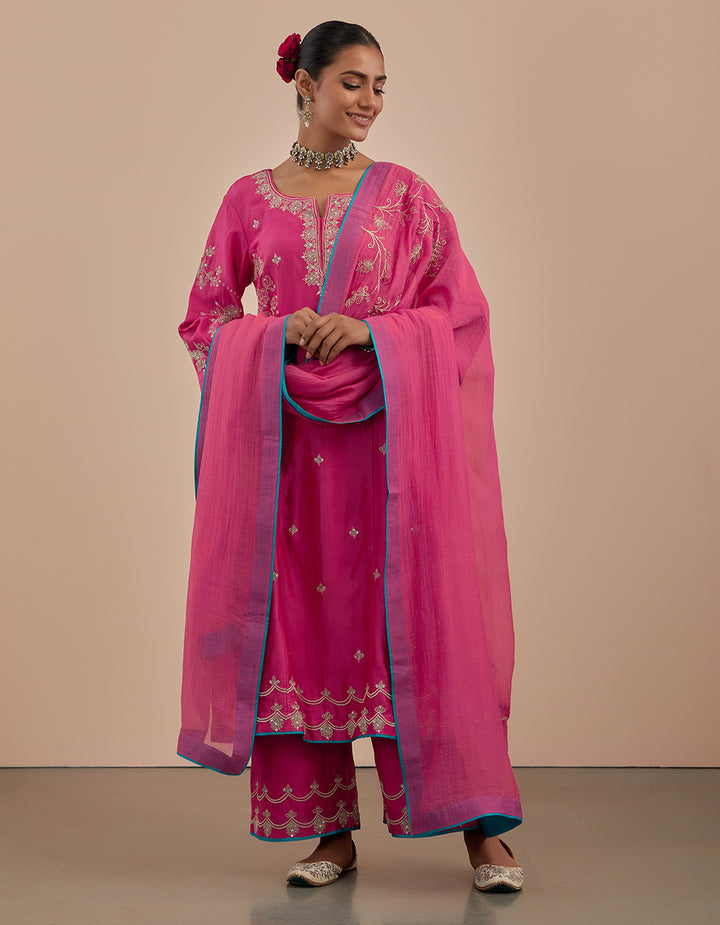 Pink embroidered chanderi silk kurta with pants and dupatta - Set of 3