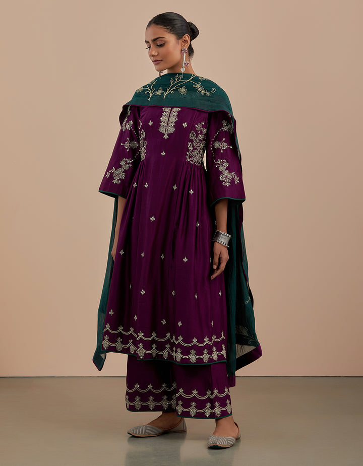 Purple embroidered chanderi silk kurta with pants and dupatta - Set of 3