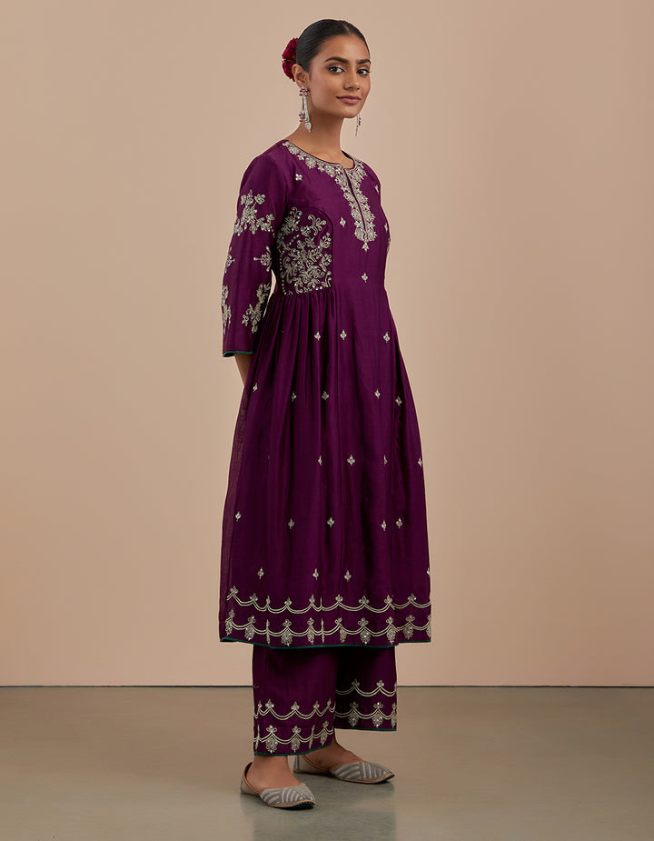 Purple embroidered chanderi silk kurta with pants - Set of 2