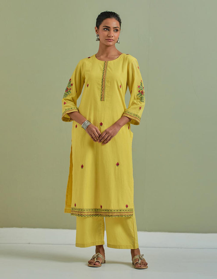 Yellow embroidered cotton kurta with pants and cotton dupatta - Set of 3