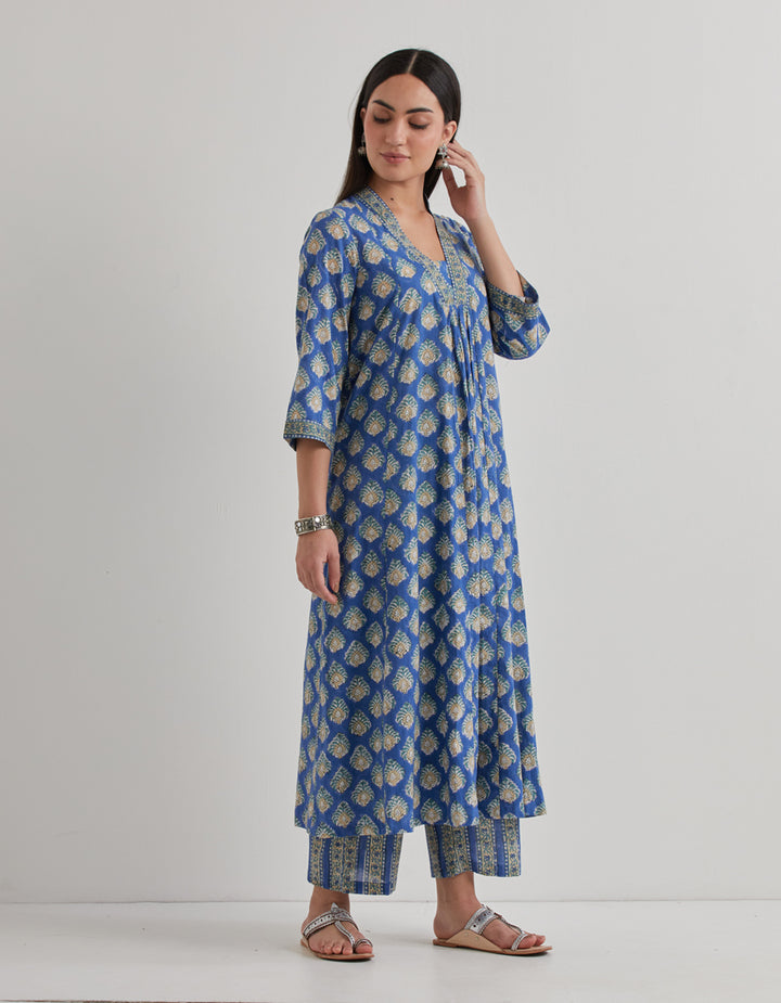 Blue cotton printed gathered kurta