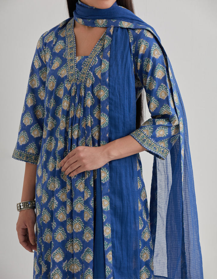 Blue cotton printed gathered kurta with pants and dupatta - Set of 3