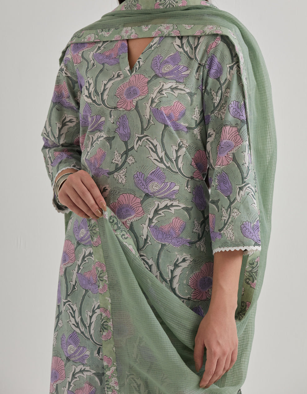 Green cotton printed kurta with pants and dupatta - Set of 3