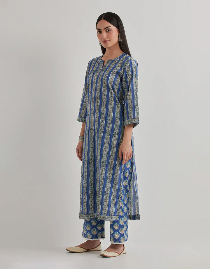 Blue cotton  printed straight kurta with pants - Set of 2