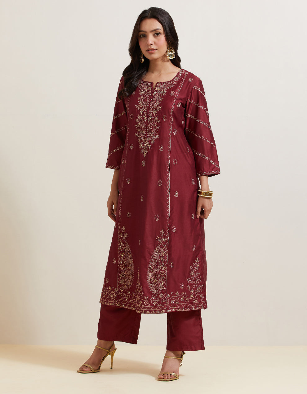 Maroon embroidered chanderi silk kurta with pants - Set of 2