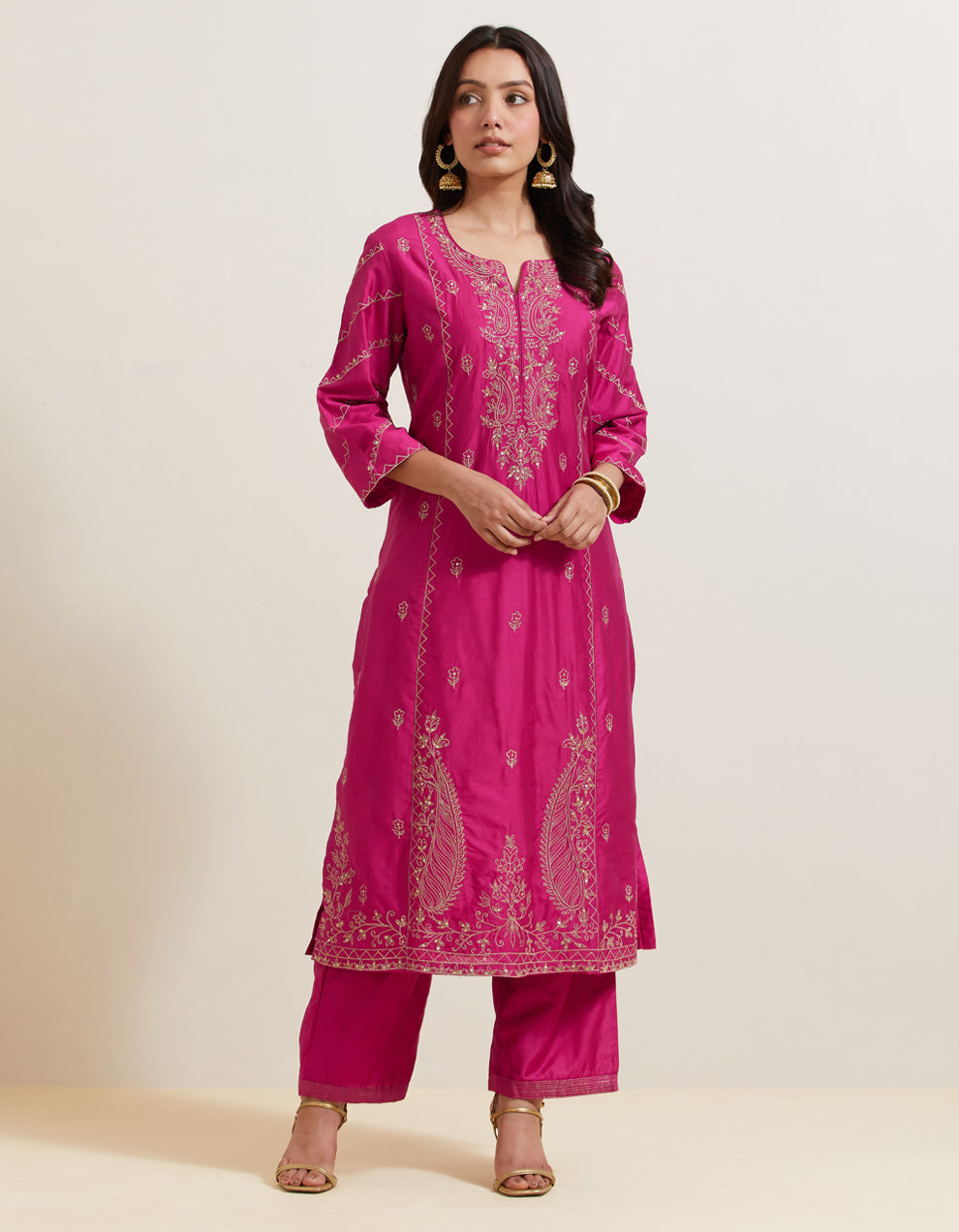 Pink embroidered chanderi silk kurta with pants and shimmer organza dupatta- Set of 3