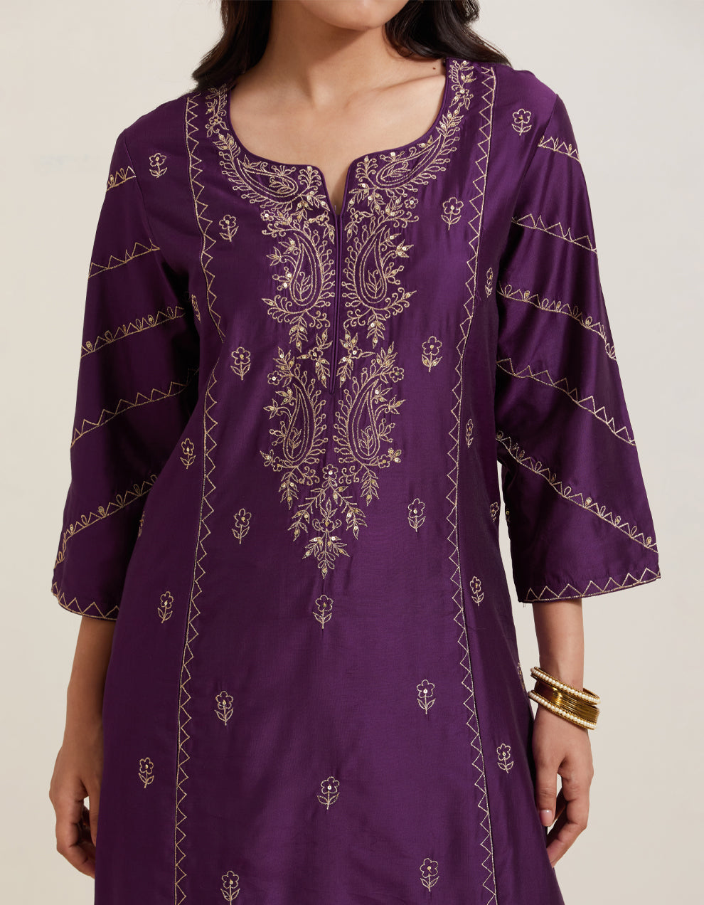 Purple embroidered chanderi silk kurta with pants and shimmer organza dupatta- Set of 3