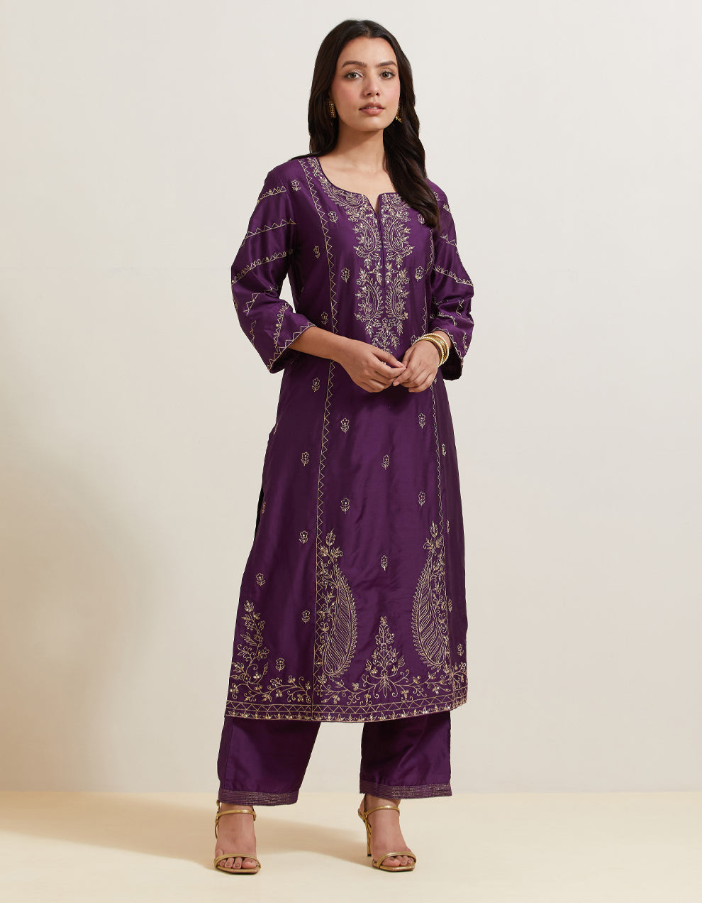 Purple embroidered chanderi silk kurta with pants and shimmer organza dupatta- Set of 3