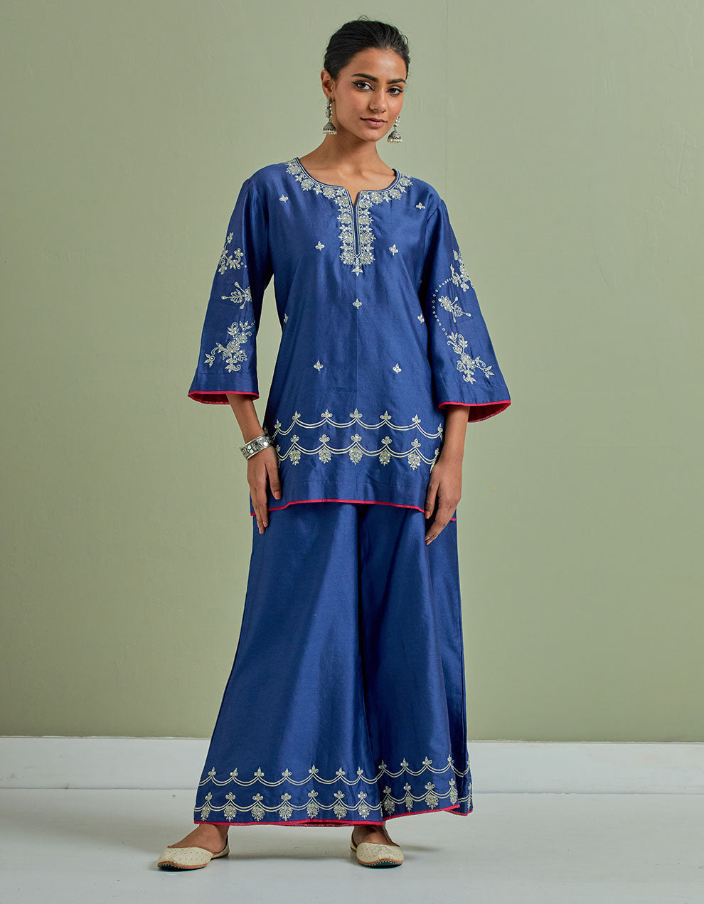 Blue embroidered chanderi silk kurta