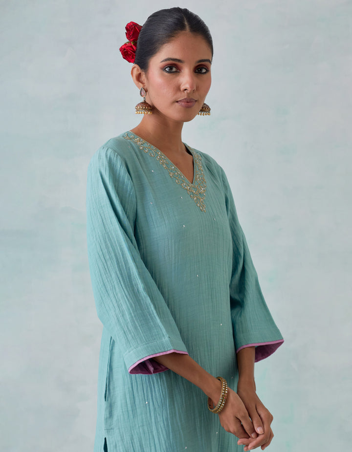 Teal blue embroidered chanderi  kurta with cotton pants - Set of 2