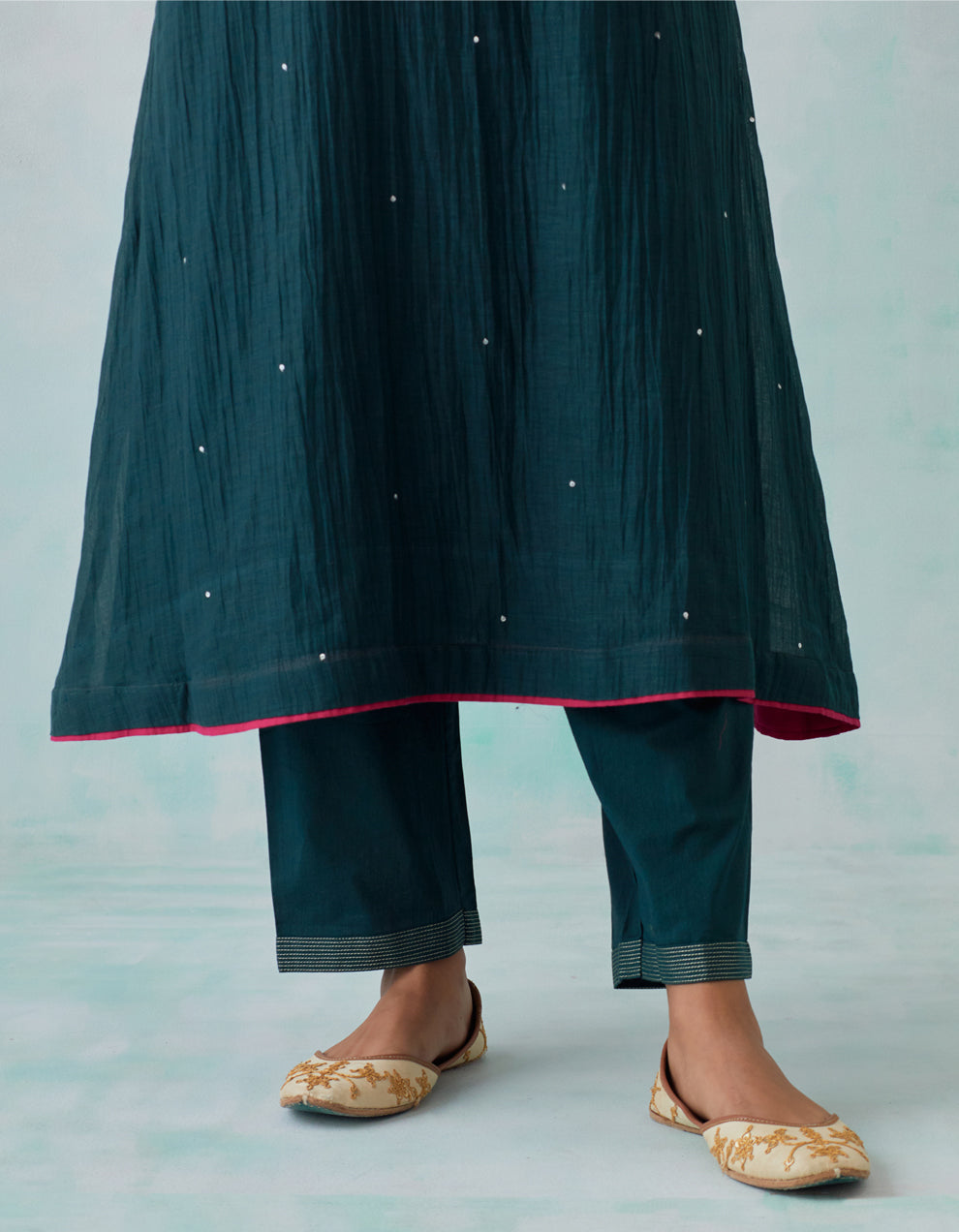 Green embroidered chanderi  kurta with cotton pants - Set of 2