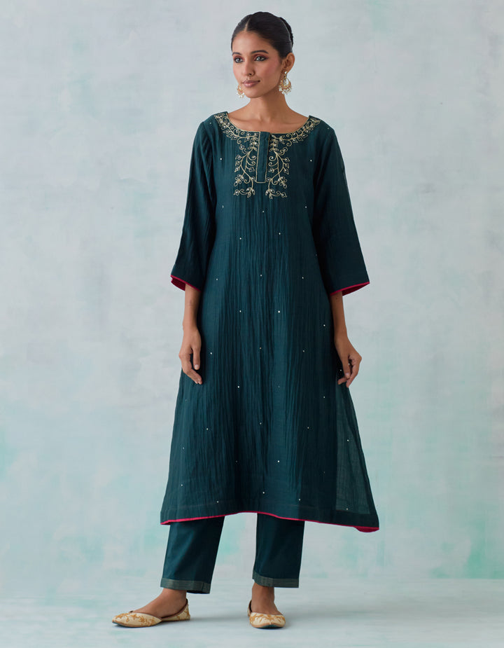 Green embroidered chanderi kurta