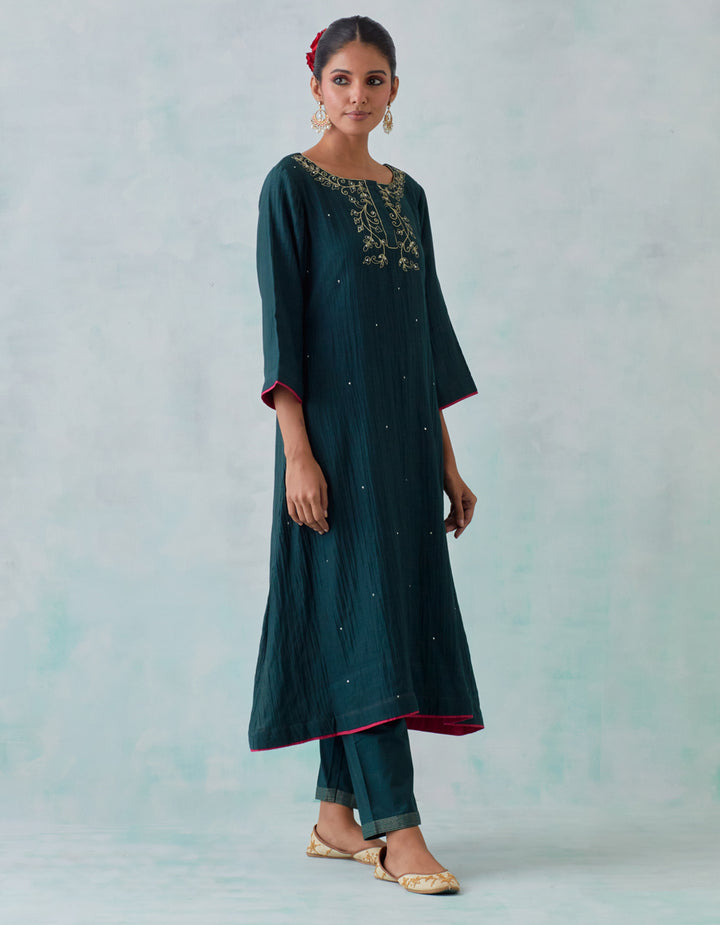 Green embroidered chanderi kurta