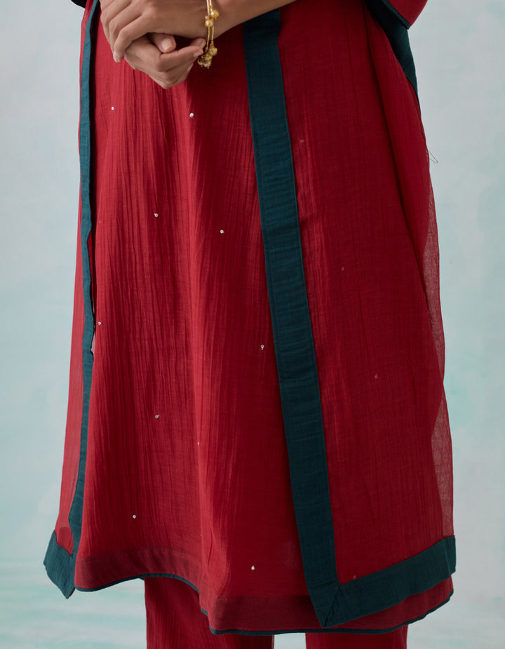 Maroon embroidered chanderi  kurta with cotton pants and chanderi dupatta- Set of 3